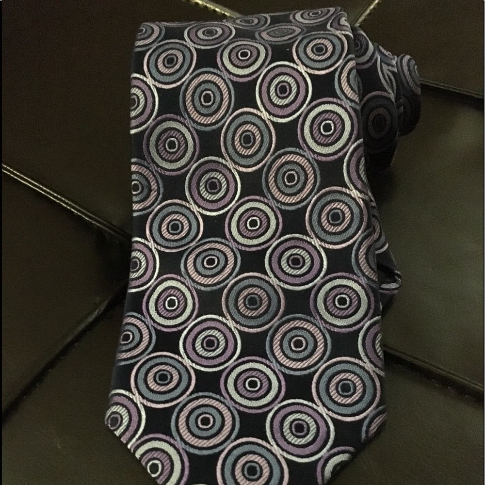 Micheal Kors men’s silk tie